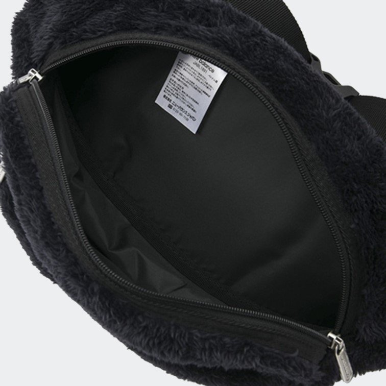 뉴발란스 털 힙색 웨이스트백 보아 미니 가방 블랙 상세 이미지 2
