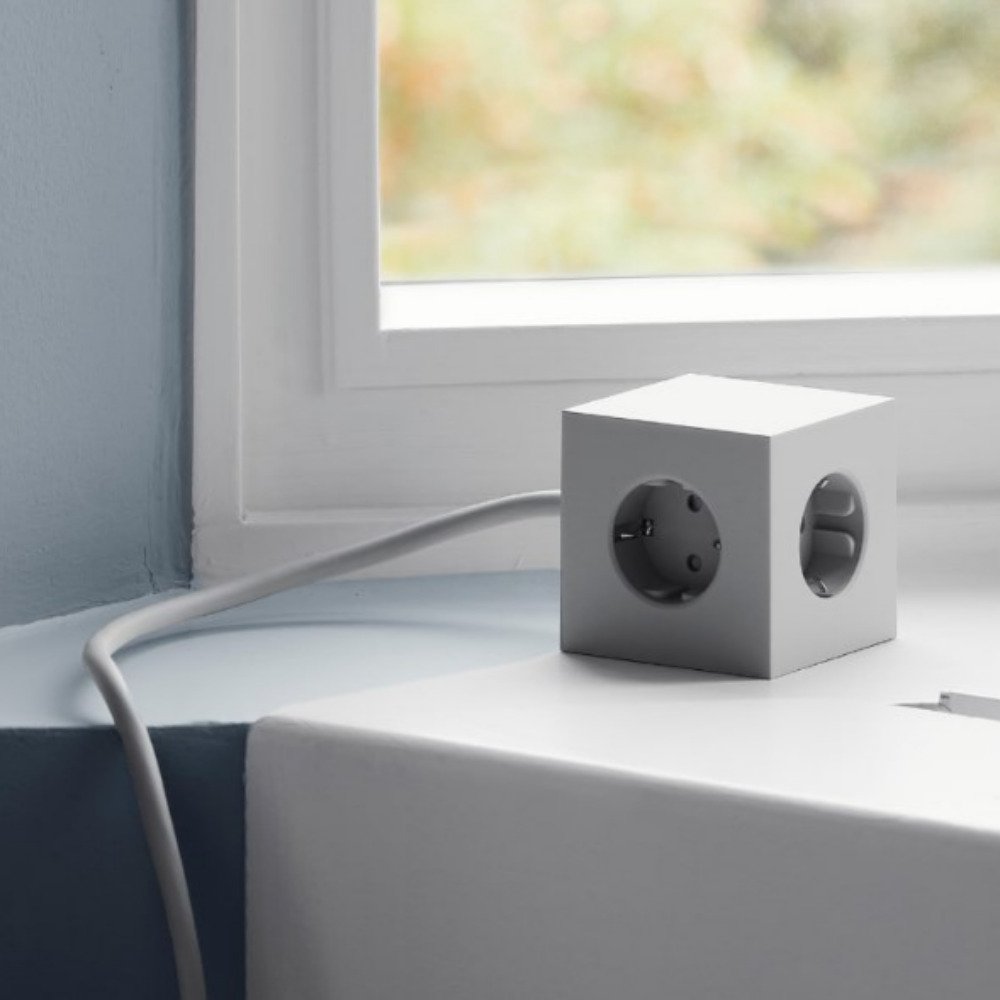 아볼트스퀘어1 큐브 고용량멀티탭 3구 C타입충전기 4000W 고전력콘센트 케이블형 상세 이미지 2